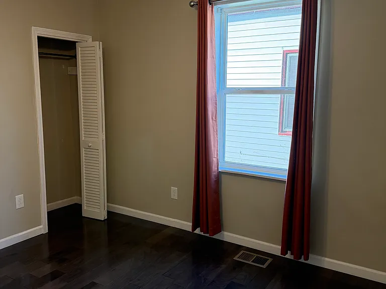 308 E Quincy Ave — Photo 13