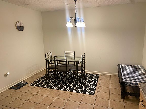 3rd image of 1730 Lynn St APT D