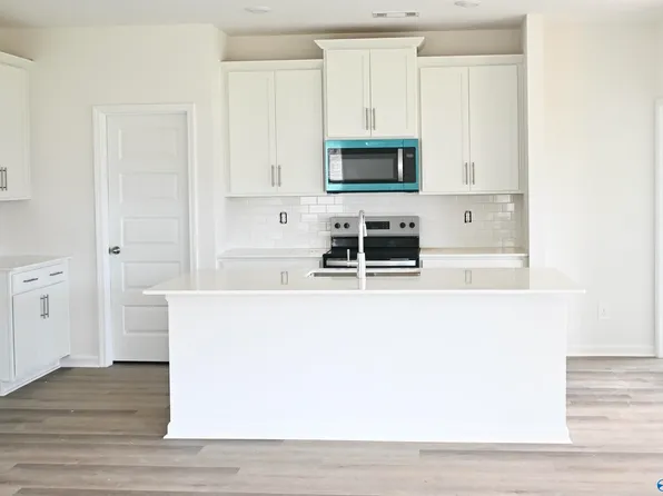 82 Wilcot Rd, Madison, AL 35759