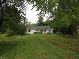 2121 State Route 14, Deerfield, OH 44411