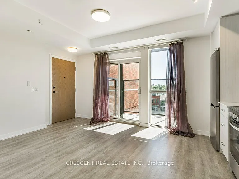 2300 Saint Clair Ave W #527 — Photo 6
