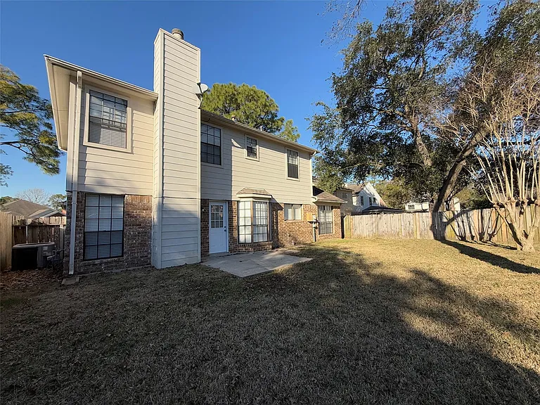 1559 Hillside Elm St — Photo 25