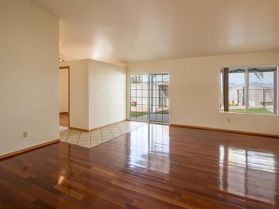 2nd image of 8202 S Placita Del Barquero