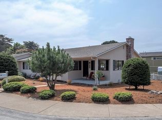 200 Crocker Ave, Pacific Grove, CA 93950