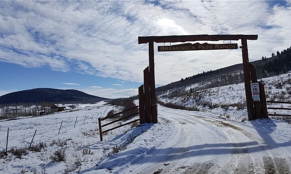 1st image of 585 Breakneck Pass Rd