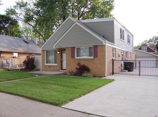 1144 N Taft Ave, Berkeley, IL 60163