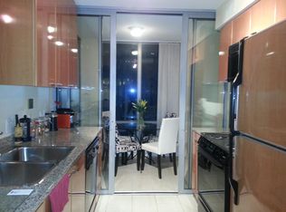 1288 Georgia St W #2105, Vancouver, BC V6E 4R3