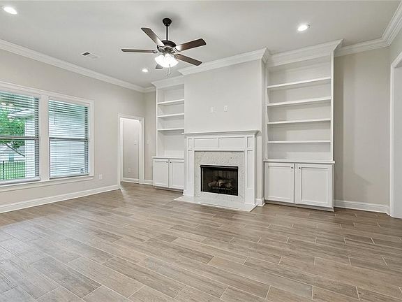 5th image of 410 Terrace Lake Dr