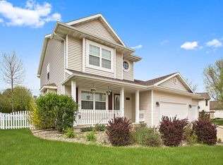 416 W Winrowe Dr, Appleton, WI 54913