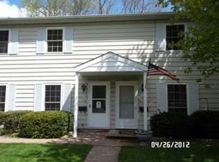 112 Haymac Dr, Kalamazoo, MI 49004