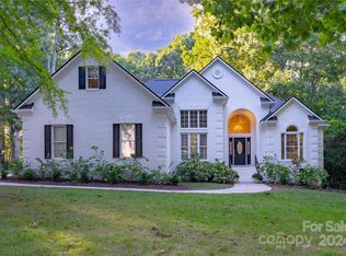 6762 Fox Ridge Cir, Davidson, NC 28036