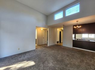 2268 Bethards Dr APT 9, Santa Rosa, CA 95405