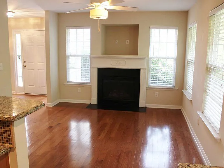 1253 Legacy Greene Ave — Photo 6