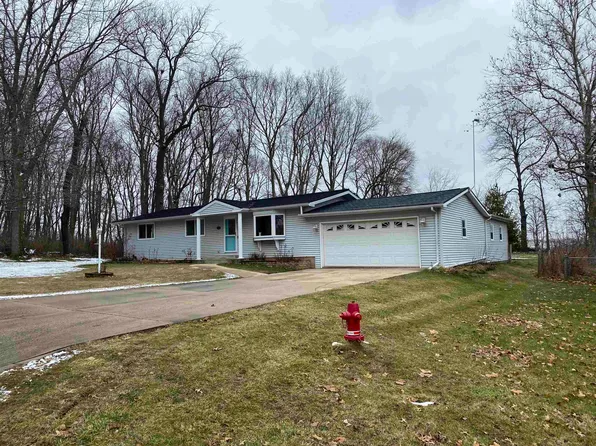 1550 Jay St, Freeport, IL 61032