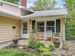 8315 Mentorwood Dr, Mentor, OH 44060