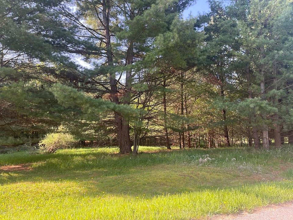 1st image of 155 Robinhood Way