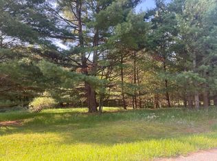 155 Robinhood Way, Gladwin, MI 48624