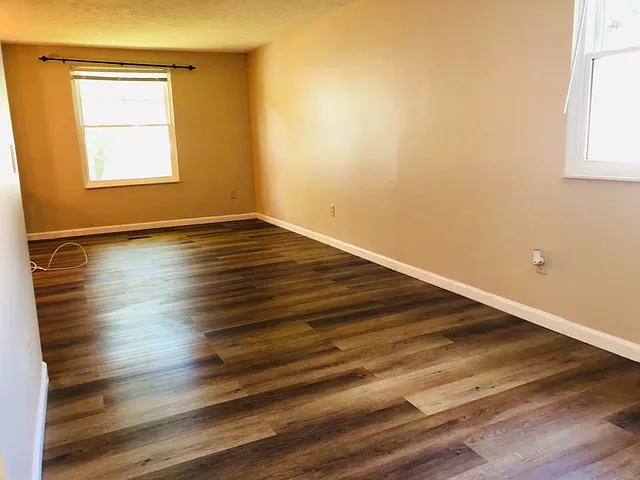 30 Mapleview Cir — Photo 4