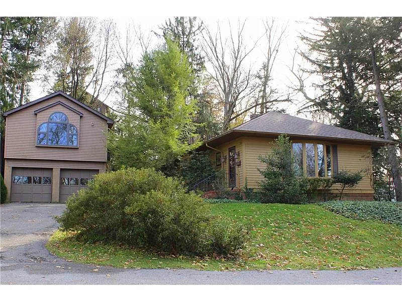 3279 Sylvan Rd photo 1