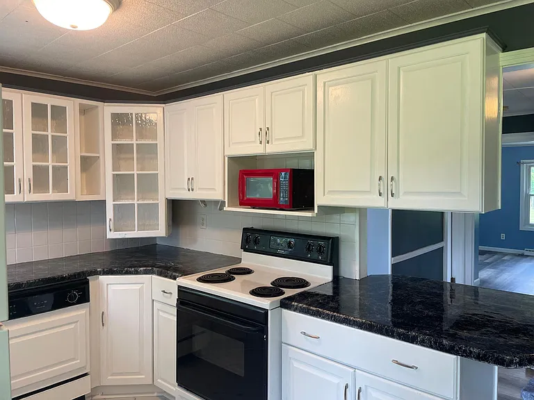 1207 Jennings Ave — Photo 29