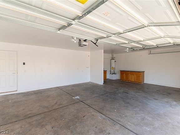 3rd image of 2658 Churchill Cir