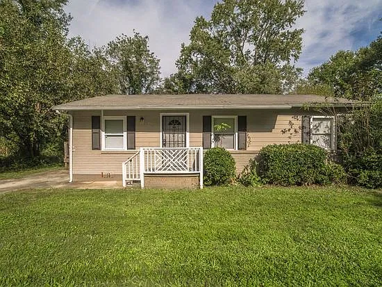 3 bed, 1150 sqft, $1,650 — Photo 1