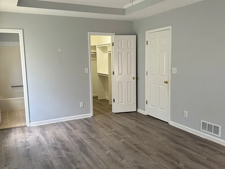 2131 Grayfield Dr — Photo 9