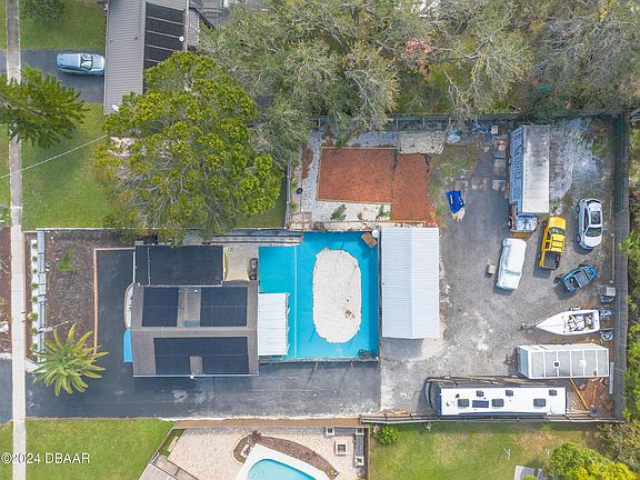 2nd image of 507 Orange Ave