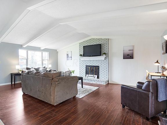 5th image of 5166 Botsford Dr