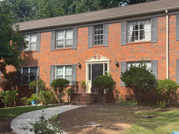 2001 Montreat Pkwy APT B, Vestavia Hills, AL 35216