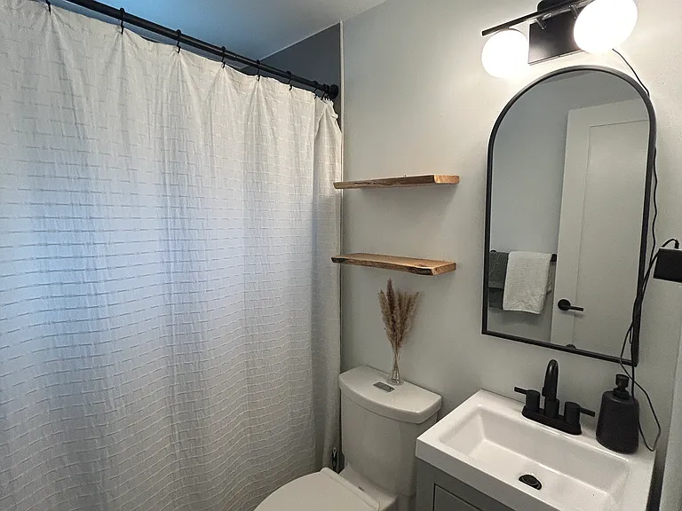 1050 Lowell Blvd — Photo 13
