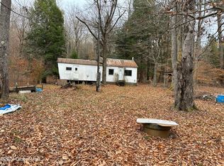 111 Horse Hill Rd, Hadley, NY 12835