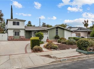 12619 Gladstone Ave, Sylmar, CA 91342