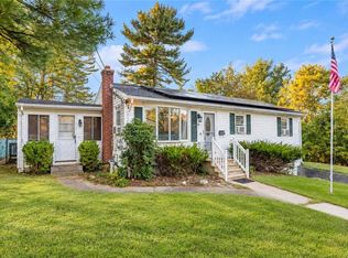 28 Rosemary St, Coventry, RI 02816