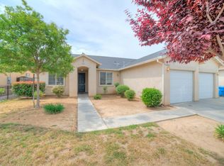 1634 Lacreta Ave, Madera, CA 93638