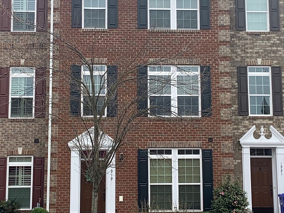 1st image of 3919 Strolling Ln