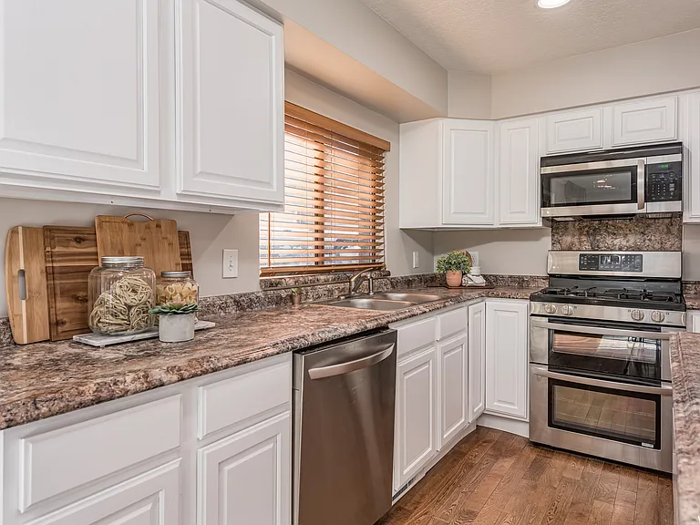 6967 S Sunrise Hills Cir — Photo 6