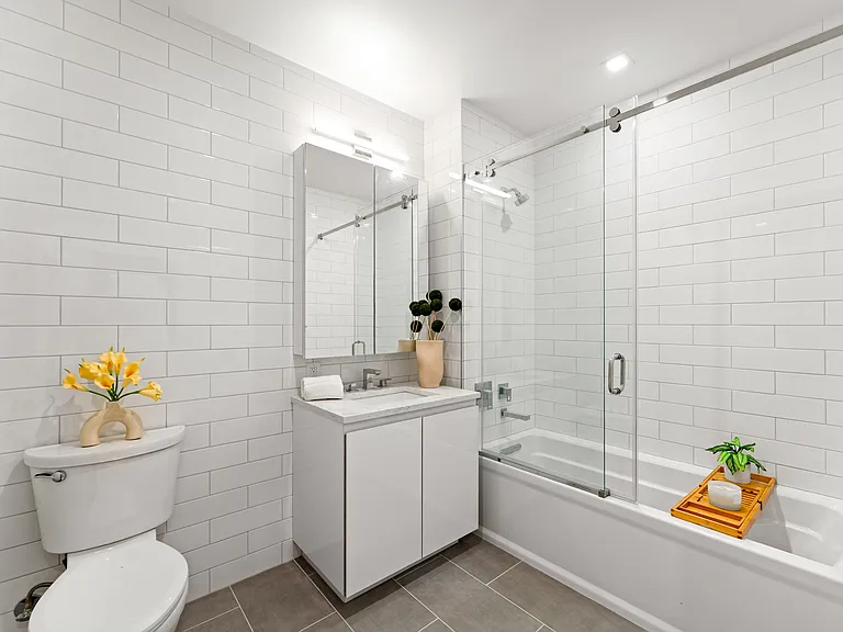 460 Greenwich St #3 — Photo 9