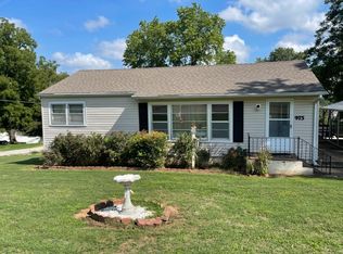 975 Archer Ave, Mammoth Spring, AR 72554