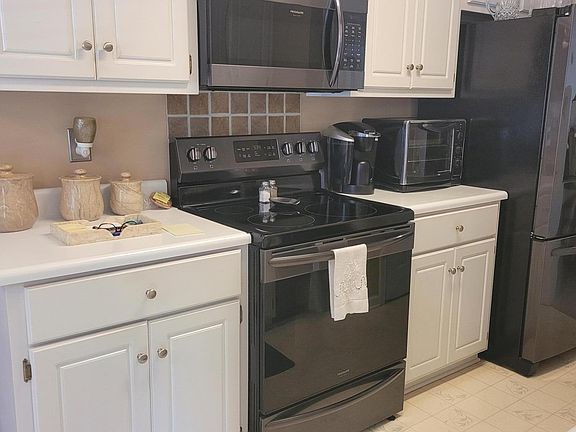 3rd image of 4736 W Creek Mill Court