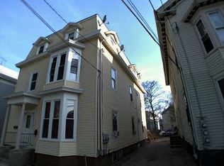 38 Hollis St, Providence, RI 02907