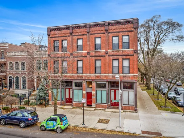 2954-56 N. Racine