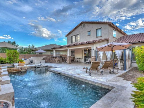 2nd image of 1732 W Aloe Vera Dr