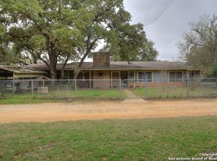 271 Madrona Rd, Pipe Creek, TX 78063