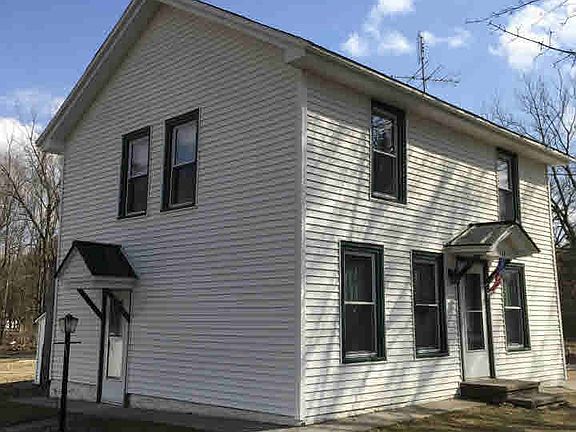 2nd image of 1114 Burgoyne Ave