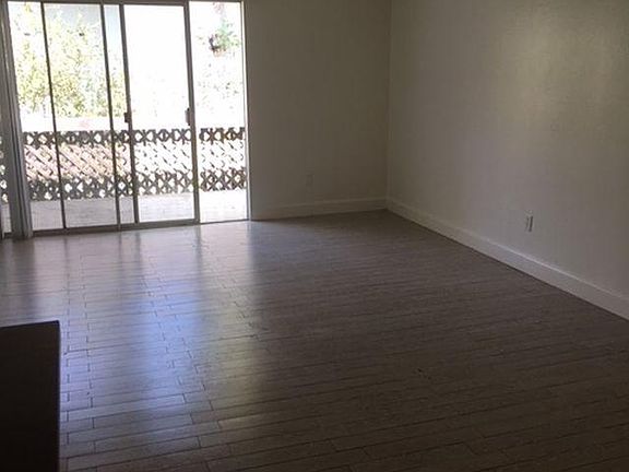 3rd image of 23515 Lyons Ave #26
