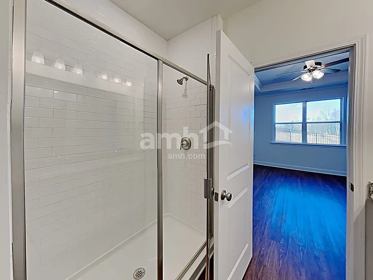 7072 Creeksong Dr — Photo 17