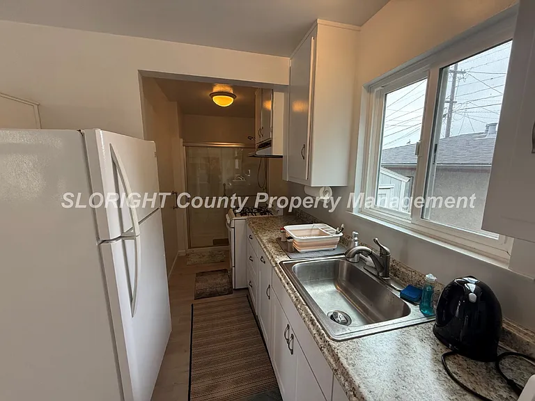 917A Anchor St — Photo 3