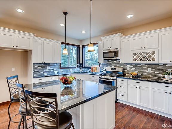 3rd image of 9227 192nd St NW