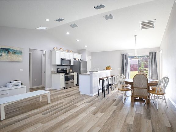 3rd image of 3144 SE 144th Pl